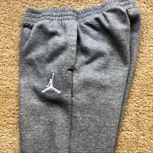 Jordan Jumpman Air boys fleece sweatpants Large